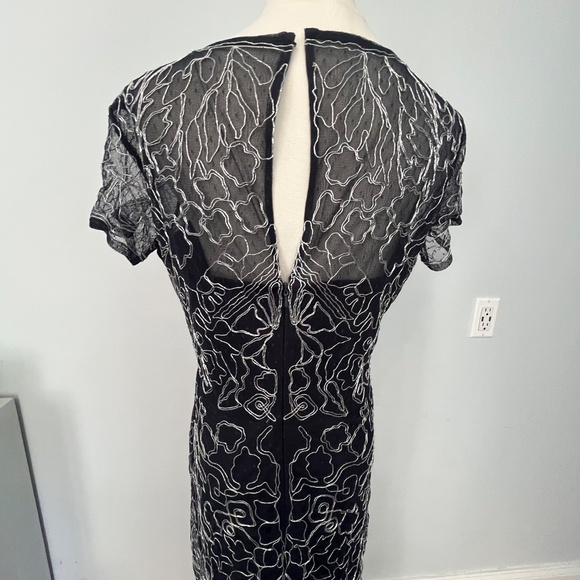 JS Collections Navy Silver Long Formal Shortsleeve Dress- Size 8- Mom of Bride - Picture 6 of 13